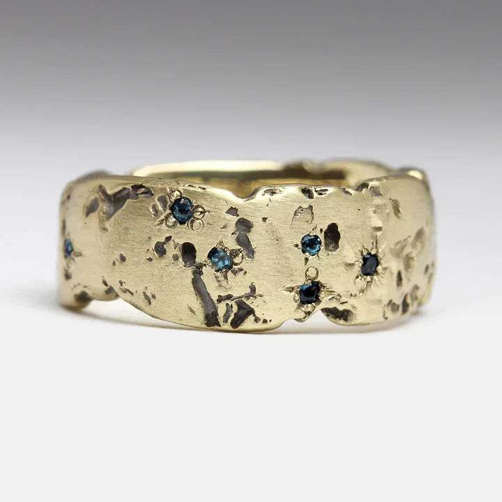 Elegant Golden Forged Blue Inlaid Crystal Ring