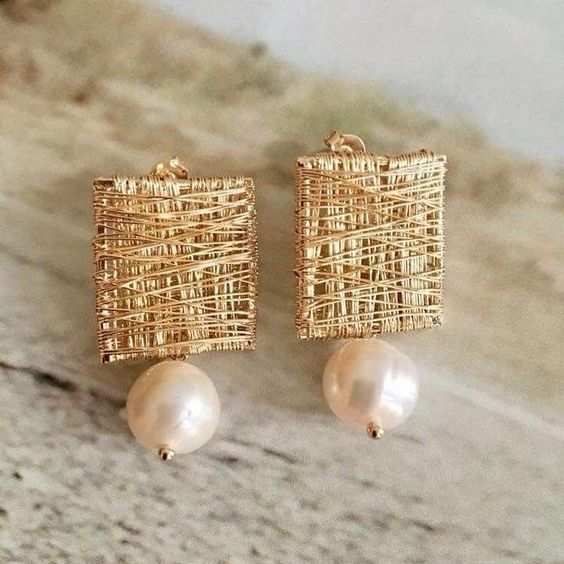 Modern Golden Threads with Pearls Earrings