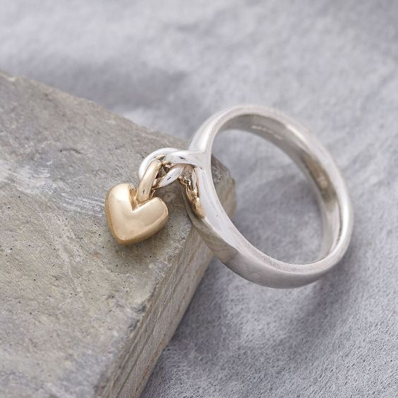 Timeless Dangling Heart Silver Ring