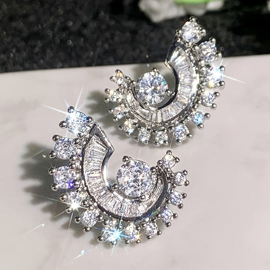 Chic Spiral Zirconia Earrings