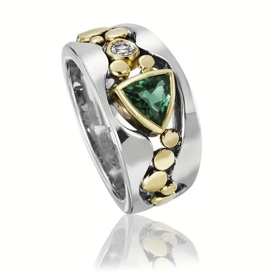 Stylish Green Crystal Ring