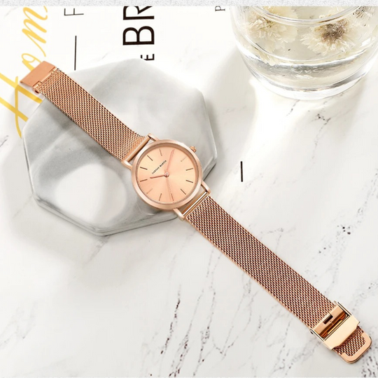 Modern Steel Strap Fashion Watch