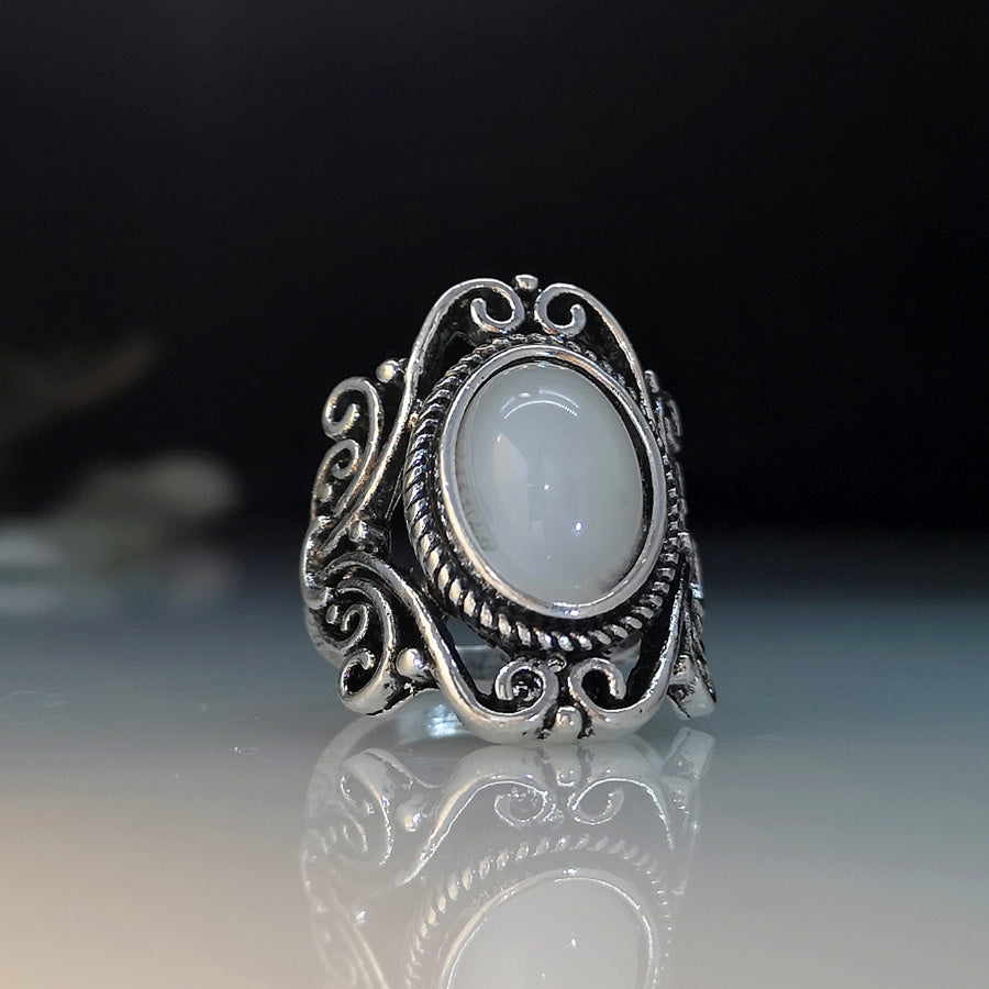 Elegant Inlaid Decorative Ring