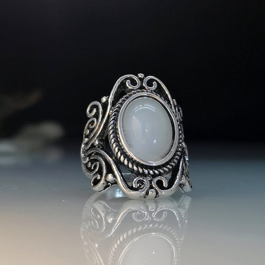 Elegant Inlaid Decorative Ring