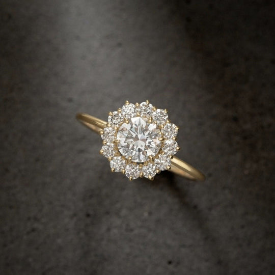 Stylish And Timeless Zirconia Ring
