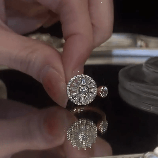Classic Style Copper Ring with Synthetic Cubic Zirconia