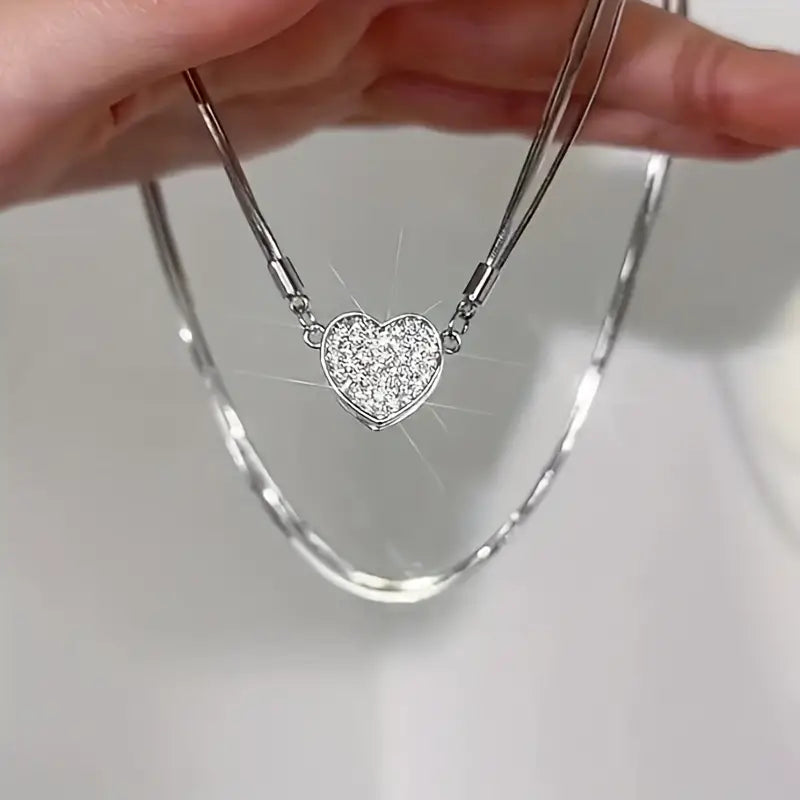 Stylish Heart-Shaped Zircon Multilayer Magnet Necklace