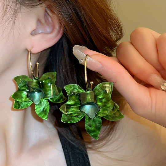Timeless  Resin Flower Dangle Earrings
