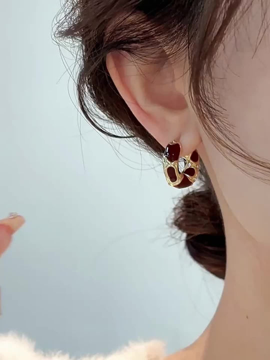 Sleek Elegant Style Hoop Earrings