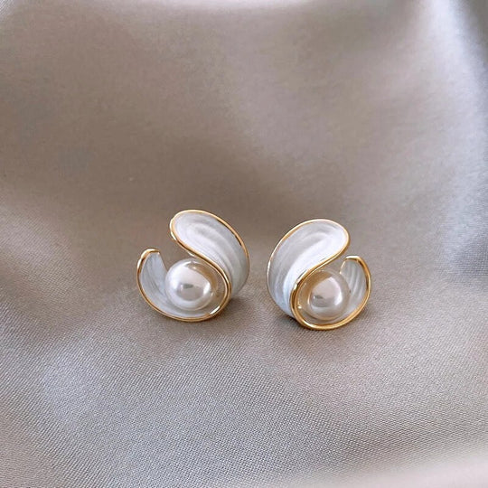 Trendy White Opal Earrings with Pearls in Gold