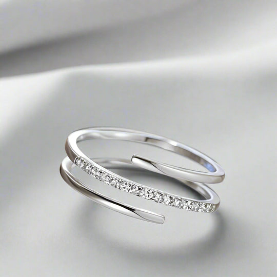 Simple White Zirconia Spiral Ring