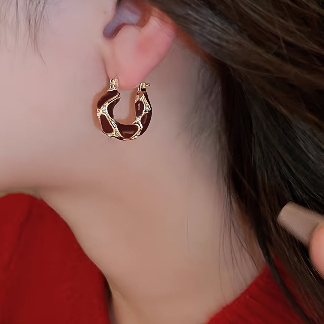 Sleek Elegant Style Hoop Earrings