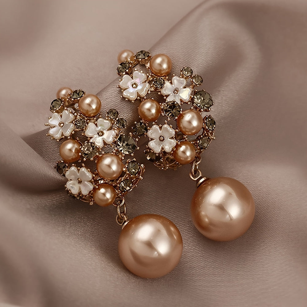 Minimalist Floral Dangle Earrings
