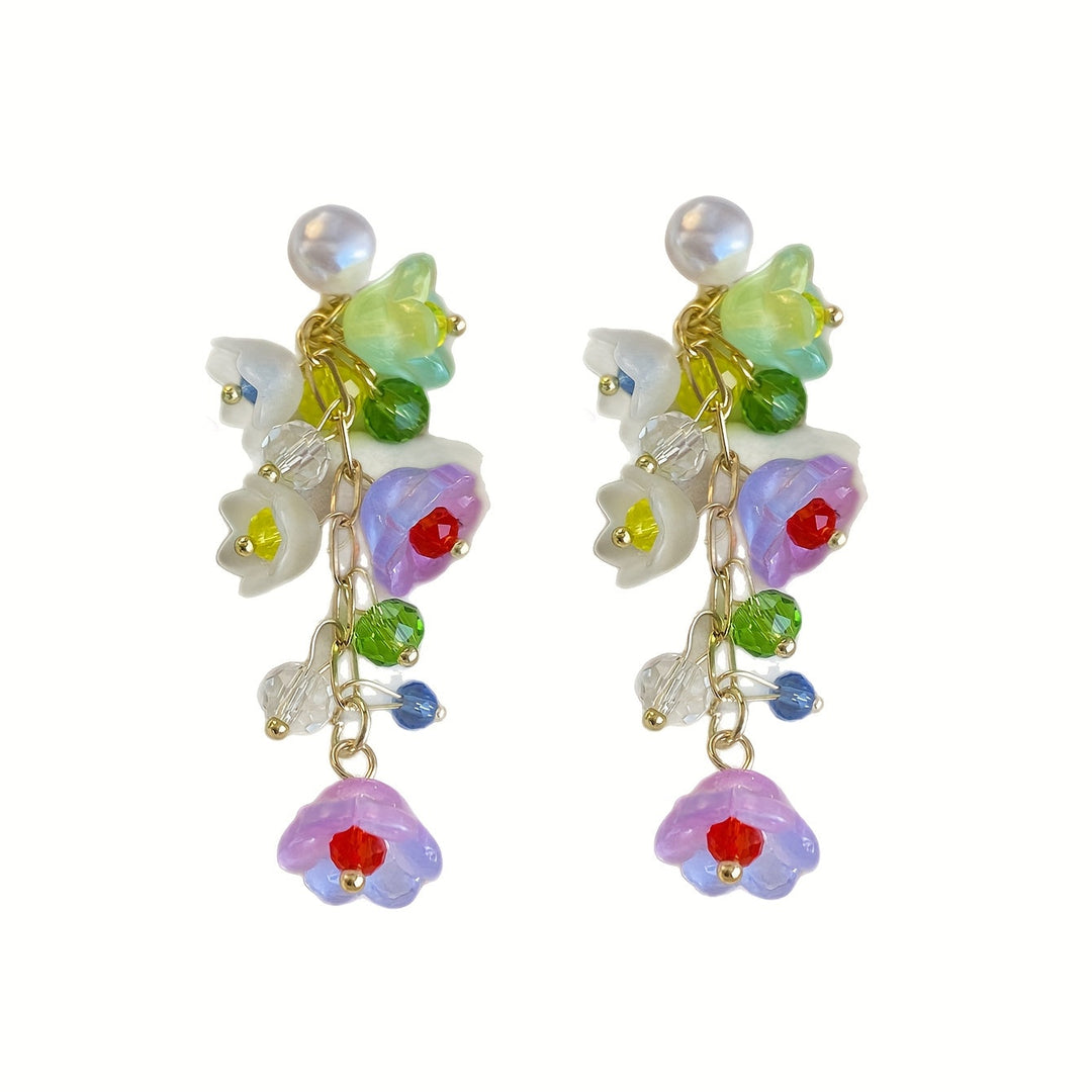 Pair of Elegant Floral Tassel Earrings