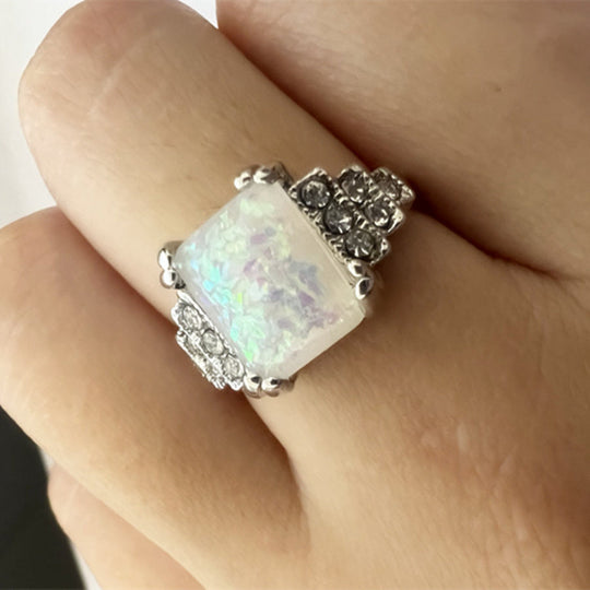 Stylish Classic Inlaid Gem Ring