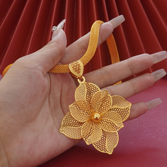 Elegant Flower Pendant Necklace & Earrings Set