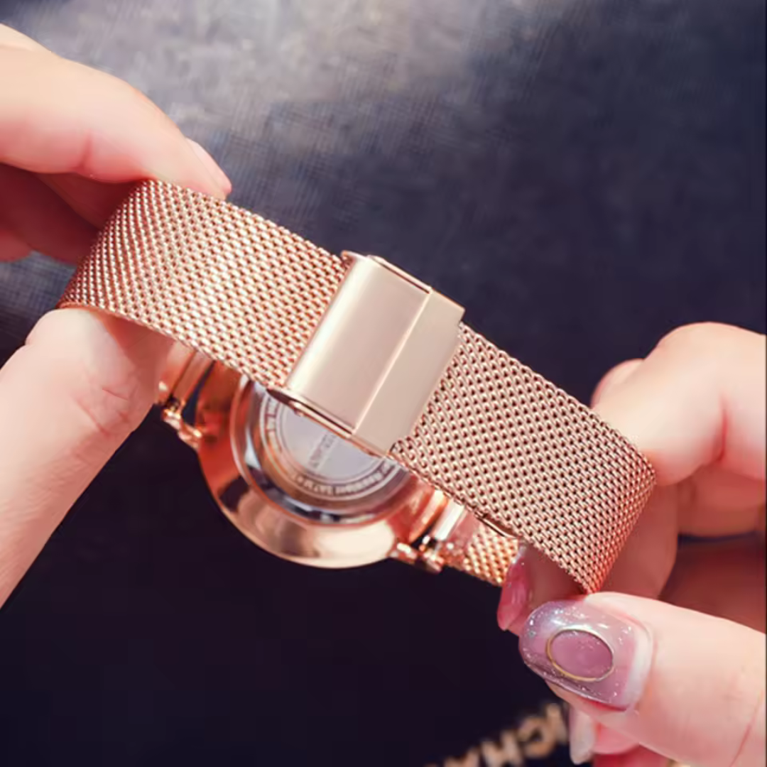 Modern Steel Strap Fashion Watch