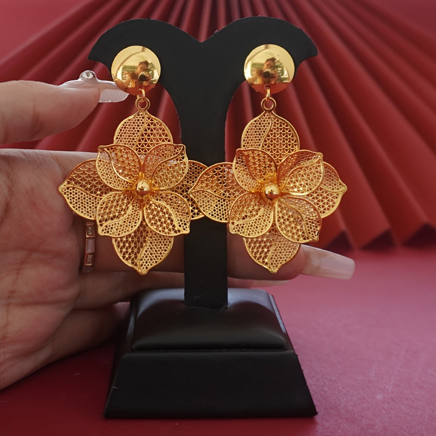 Elegant Flower Pendant Necklace & Earrings Set