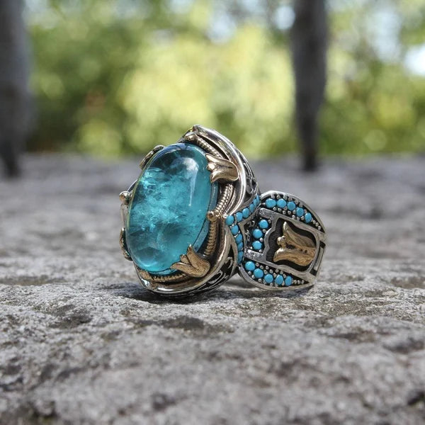 Trendy Sapphire Carving Ring