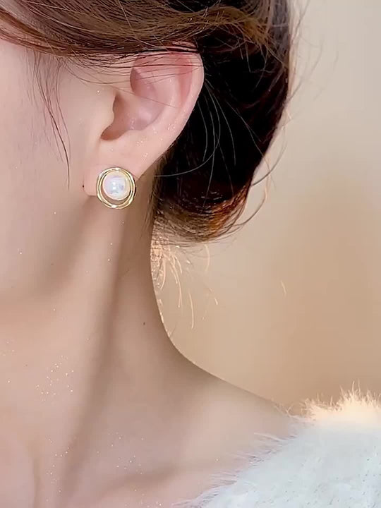 Trendy High-end Women's Fashion Earrings