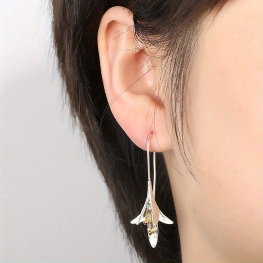 Elegant Flowers Dangle Earrings