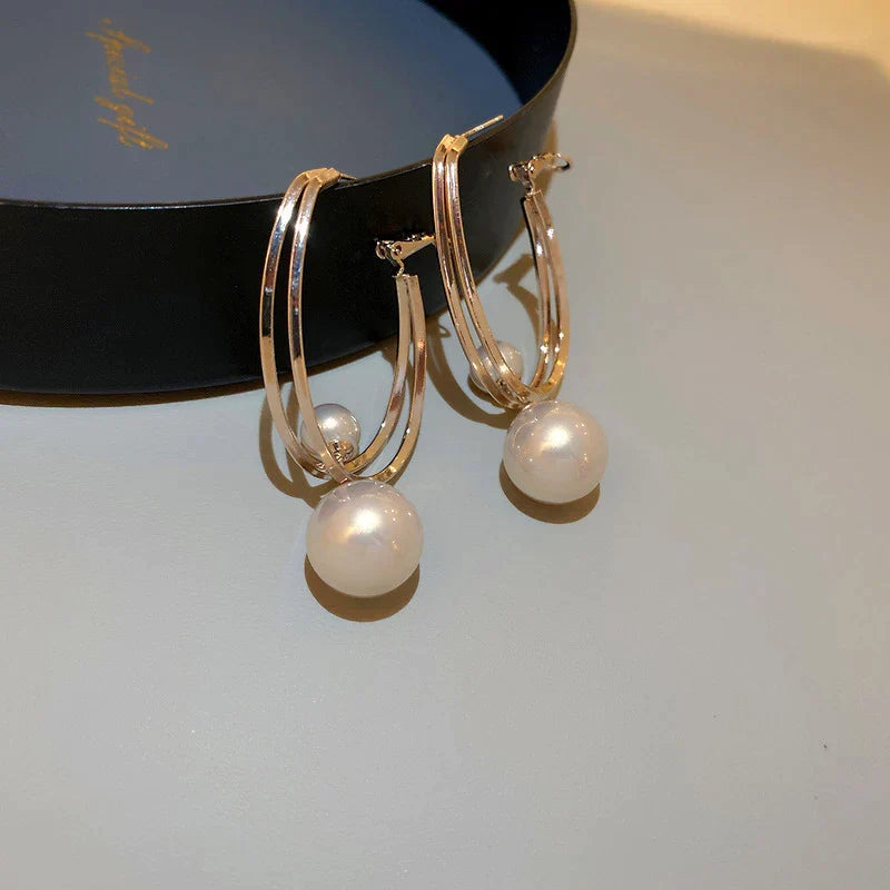 Modern Charming Pearl Earrings