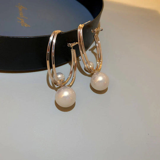 Modern Charming Pearl Earrings