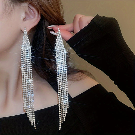 Sparkling Elegant Bling Tassel