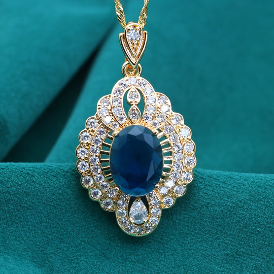 Elegant Synthetic Zirconia Pendant Necklace