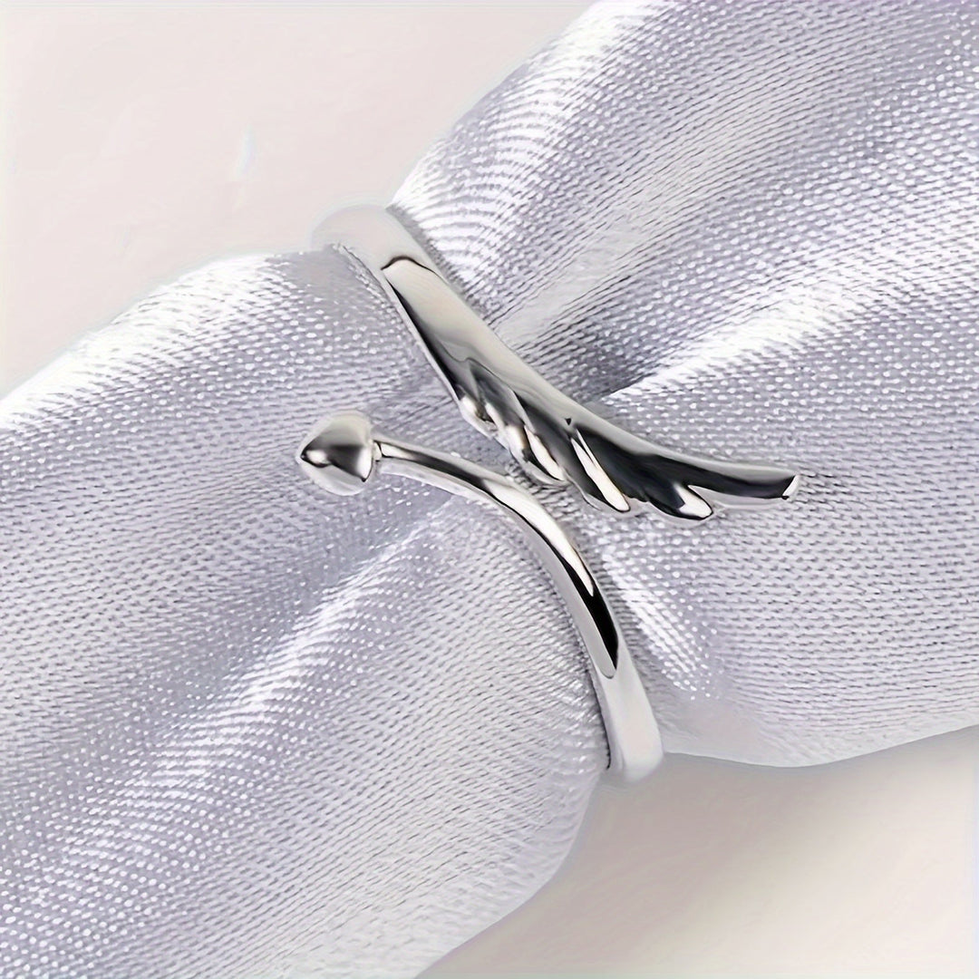 Simple Heart & Wing Open Ring
