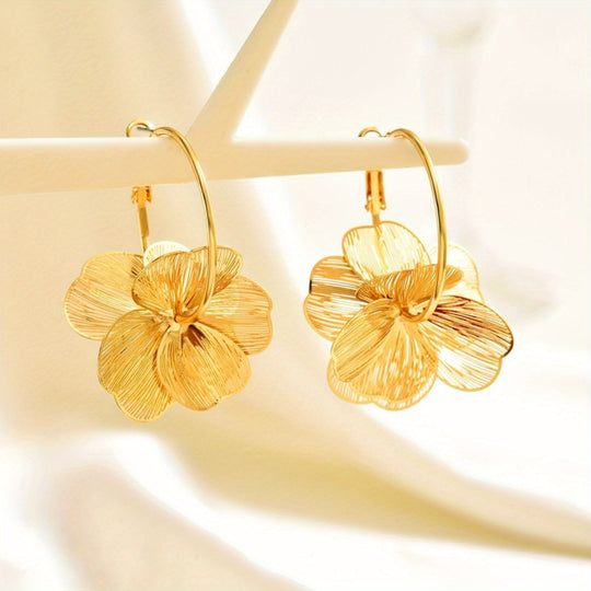 Chic 3D Floral Drop Earrings