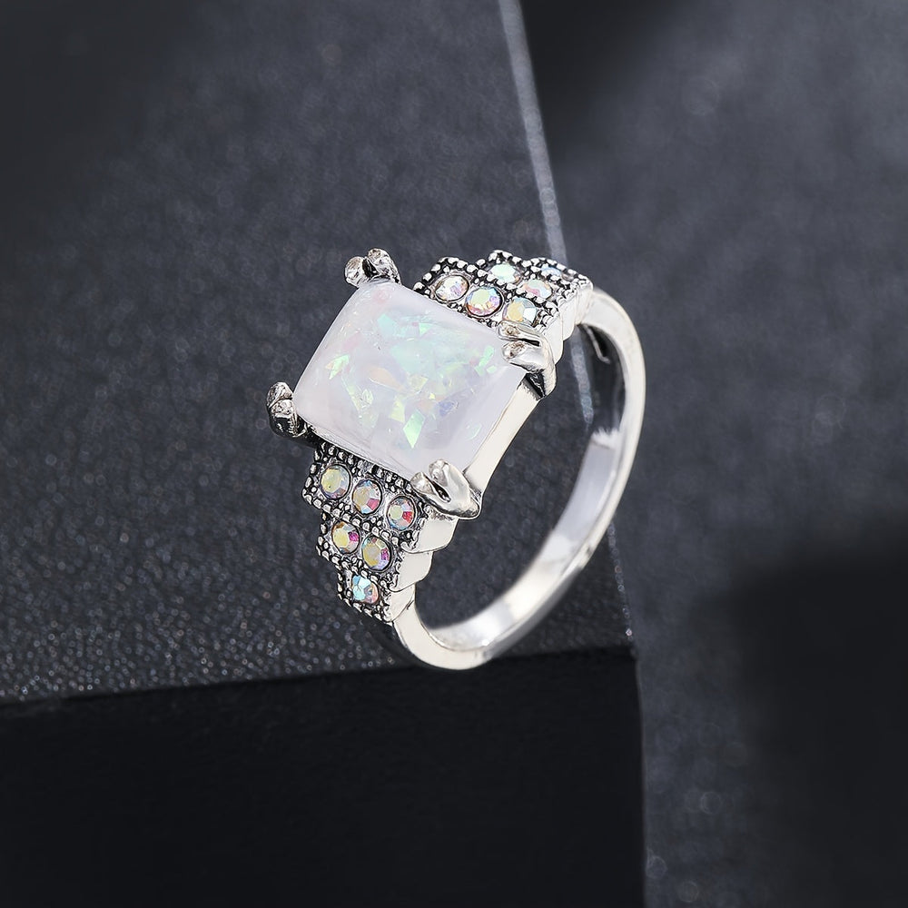 Stylish Classic Inlaid Gem Ring