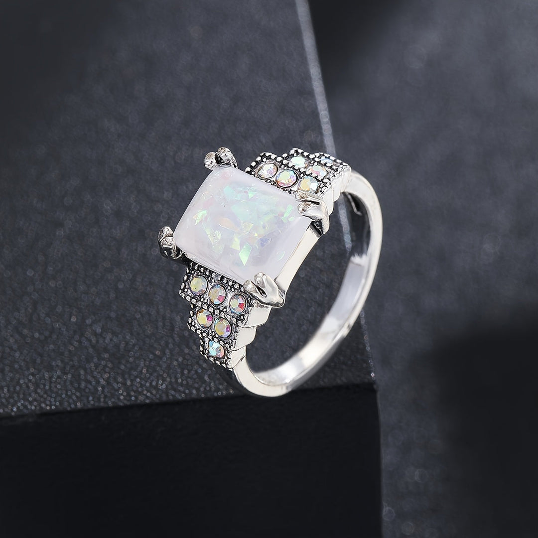 Stylish Classic Inlaid Gem Ring