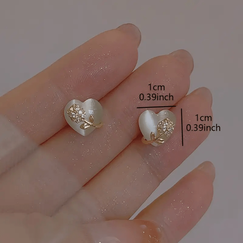 Sleek Style Heart-Shaped Rose Earrings