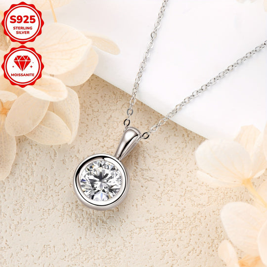 2-Carat 8mm Round Cut Moissanite Pendant Necklace