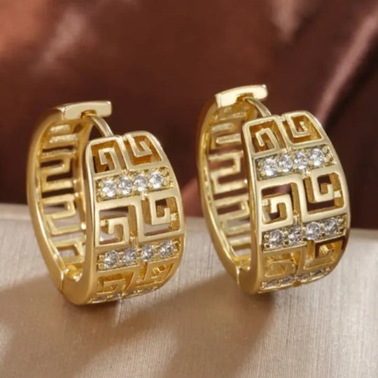Elegant Retro Hoop Earrings