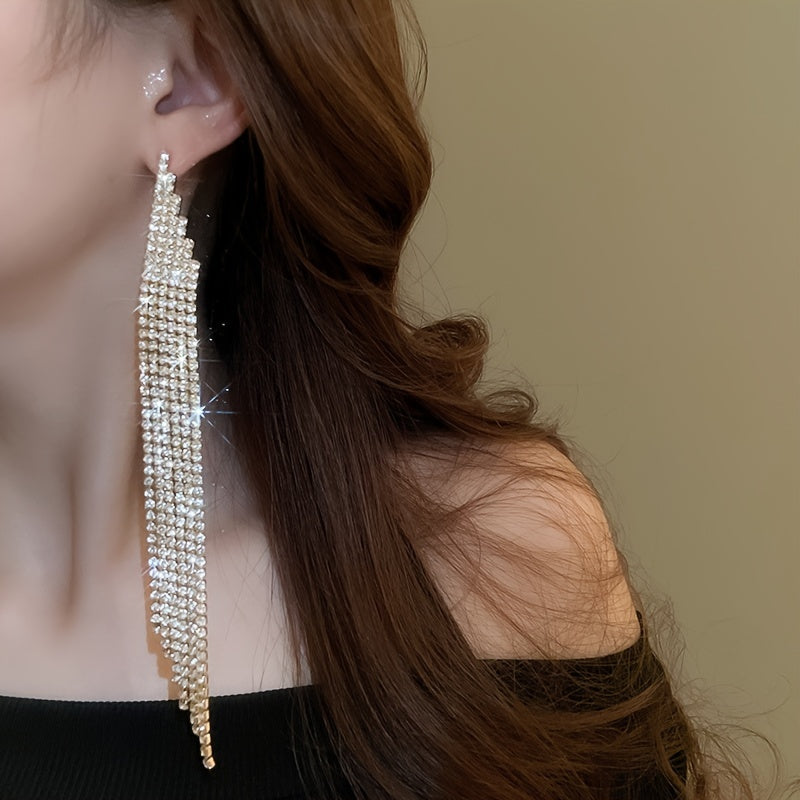 Sparkling Elegant Bling Tassel