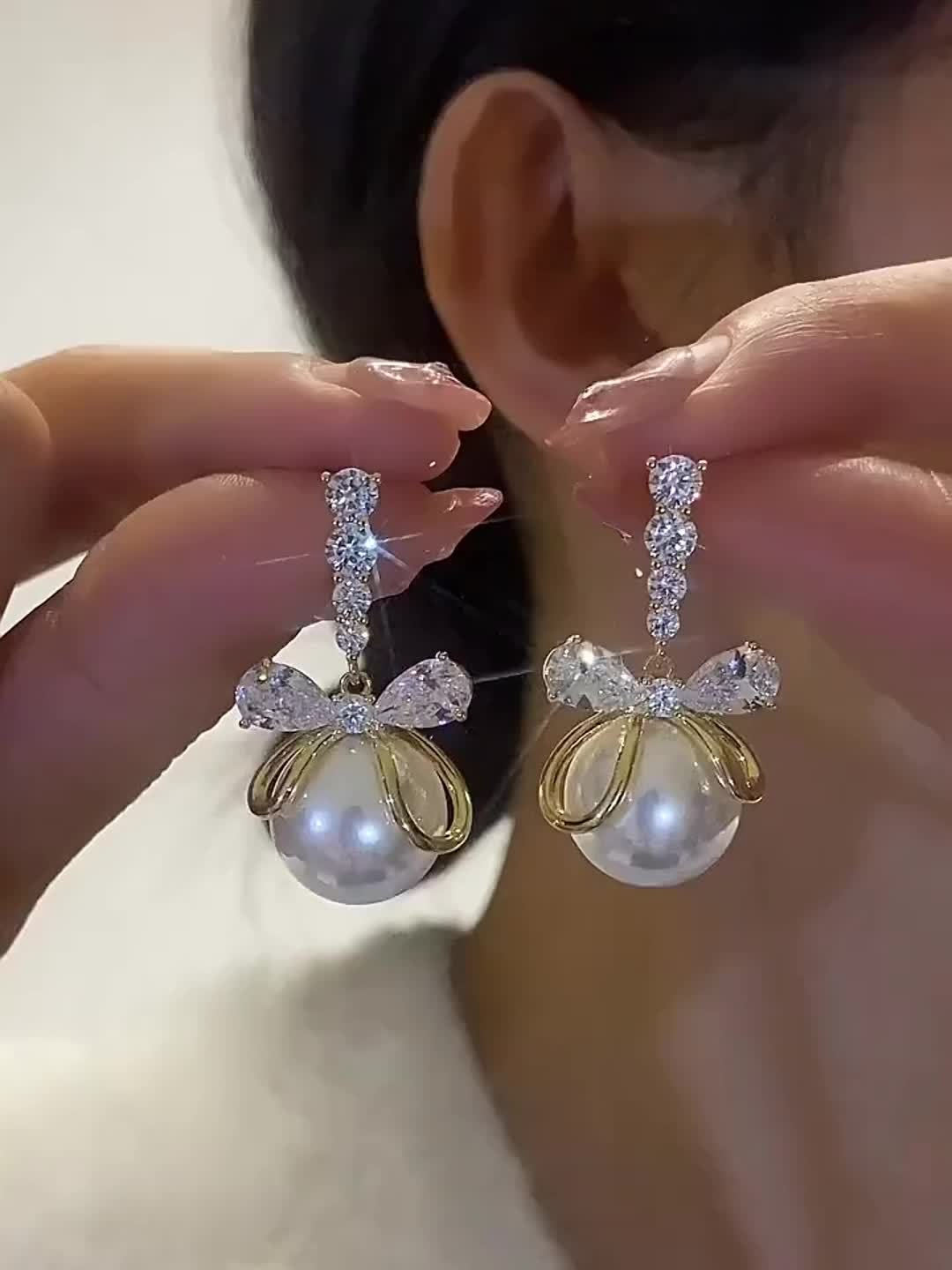 Elegant Imitation Pearl Bow Earrings