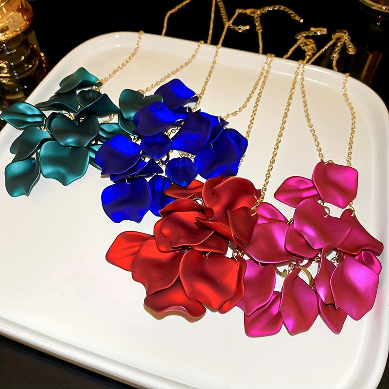 Trendy Elegant Floral Petal Tassel Necklace