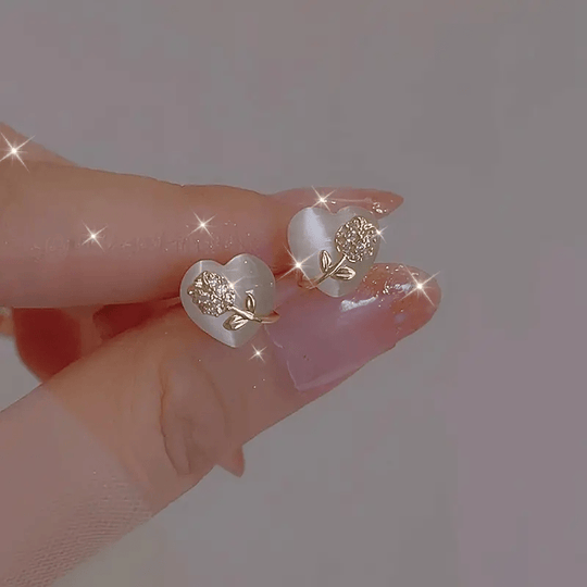 Sleek Style Heart-Shaped Rose Earrings