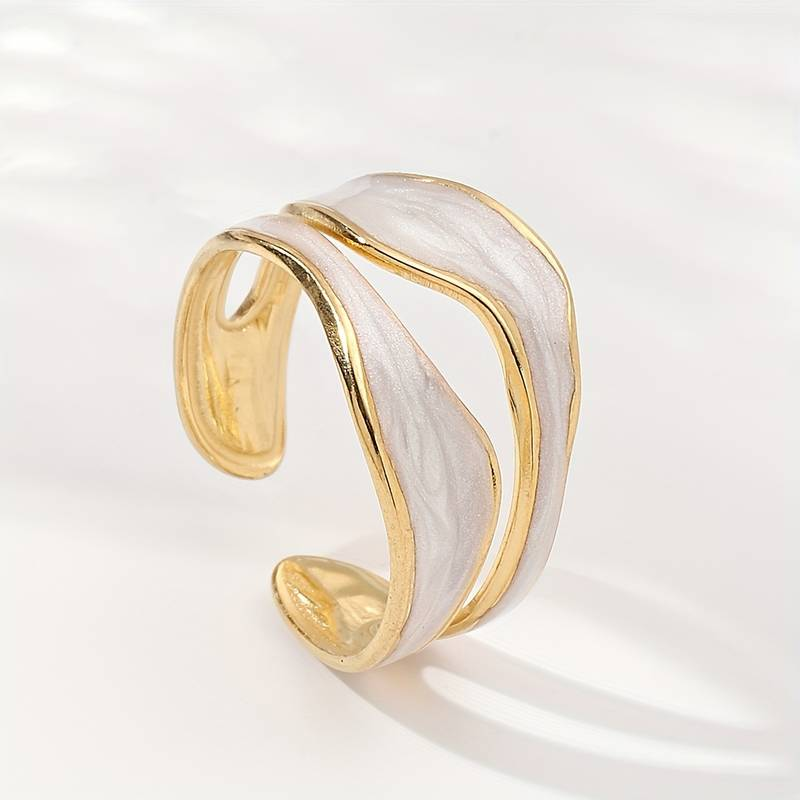 Minimalist White Gold Ring